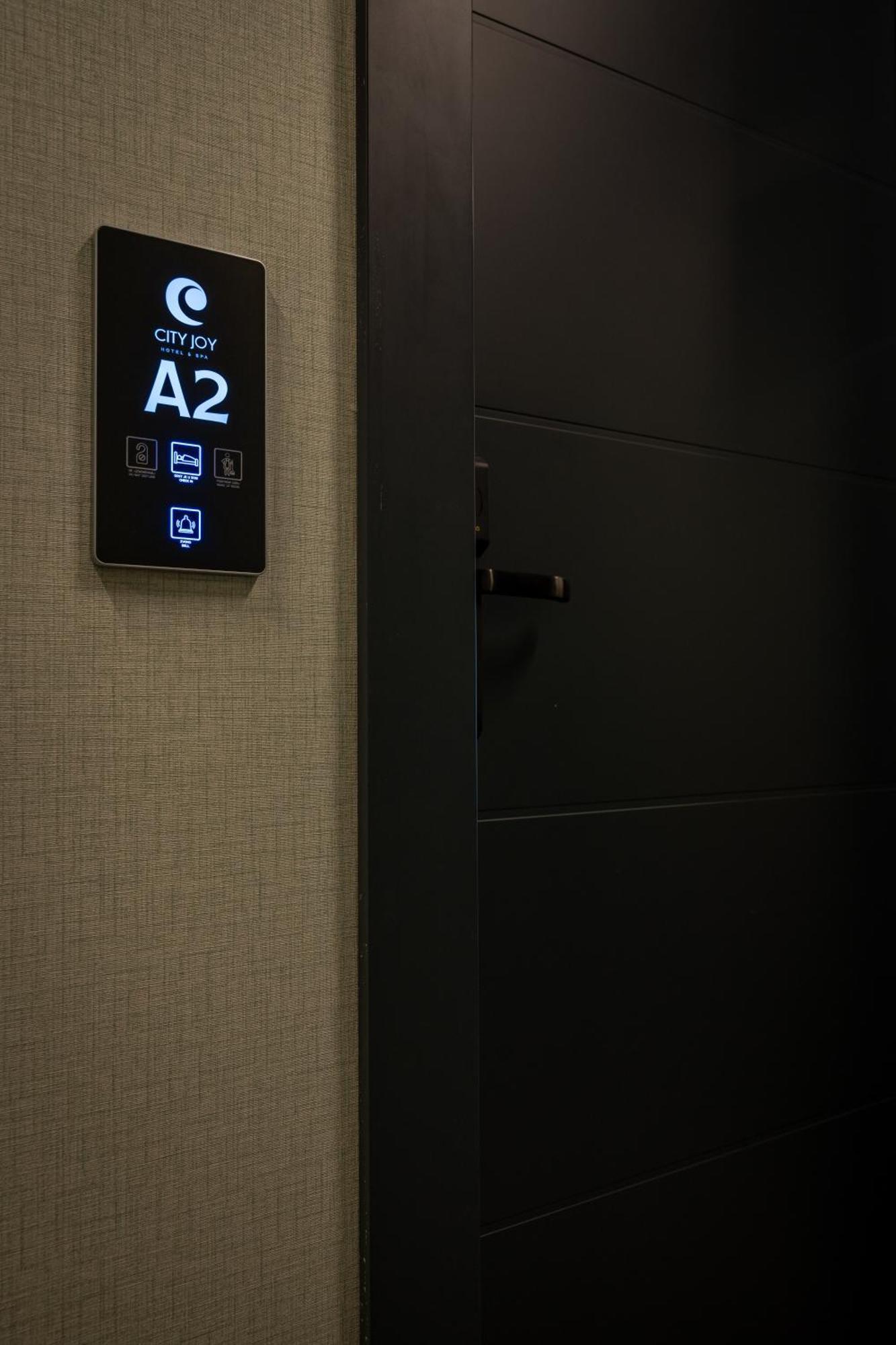 City Joy - Sports Center Tasmajdan Belgrade Room photo